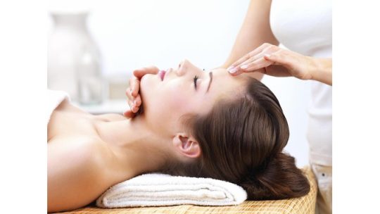 cách massage liệt dây thần kinh số 7