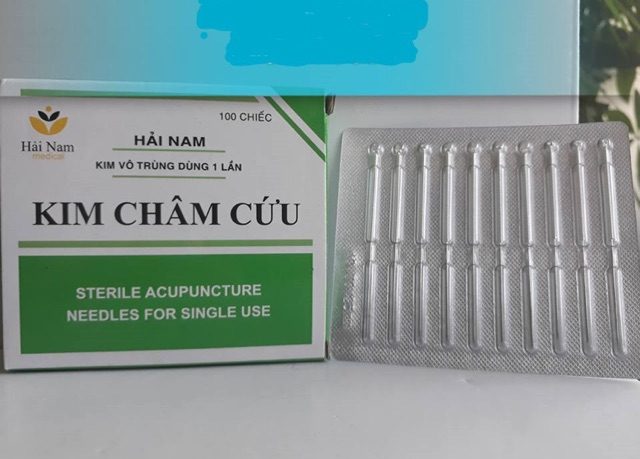 Chuẩn bị kim châm cứu chữa mặt lệch